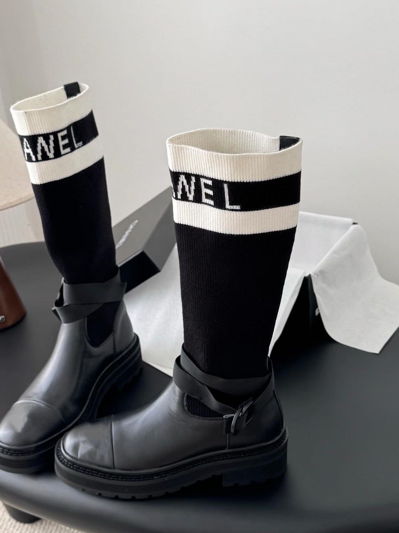 Black And White Technical Knit With Black Calfskin Boot